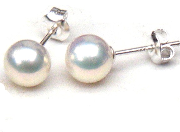 White AAA Round 6.5mm Pearl Earrings